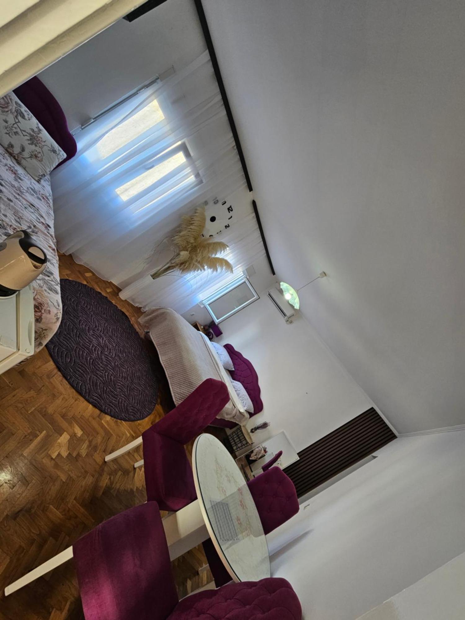Dzana Mostar